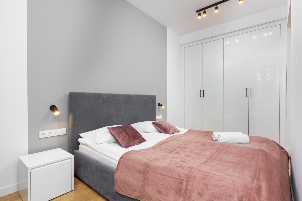 Slawinska Apartment Warsaw Wola By Noclegi Renters エクステリア 写真